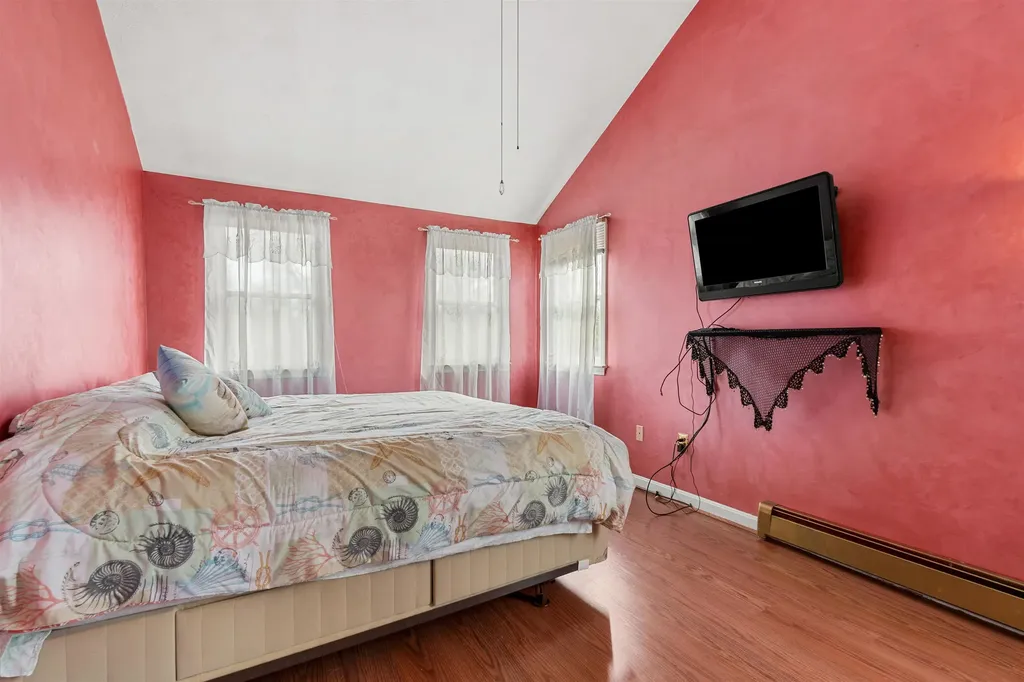 31 Peoples Place Haverhill MA 01832