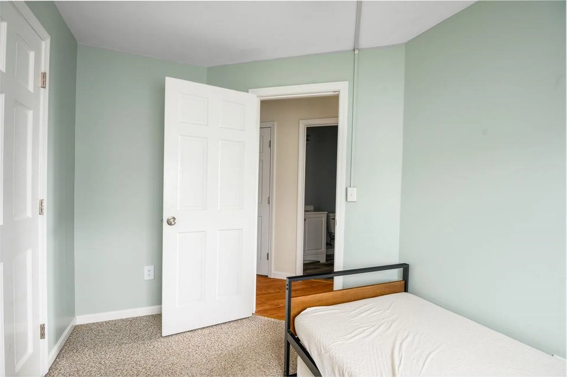 611 Ocean Boulevard Hampton NH 03842-4335