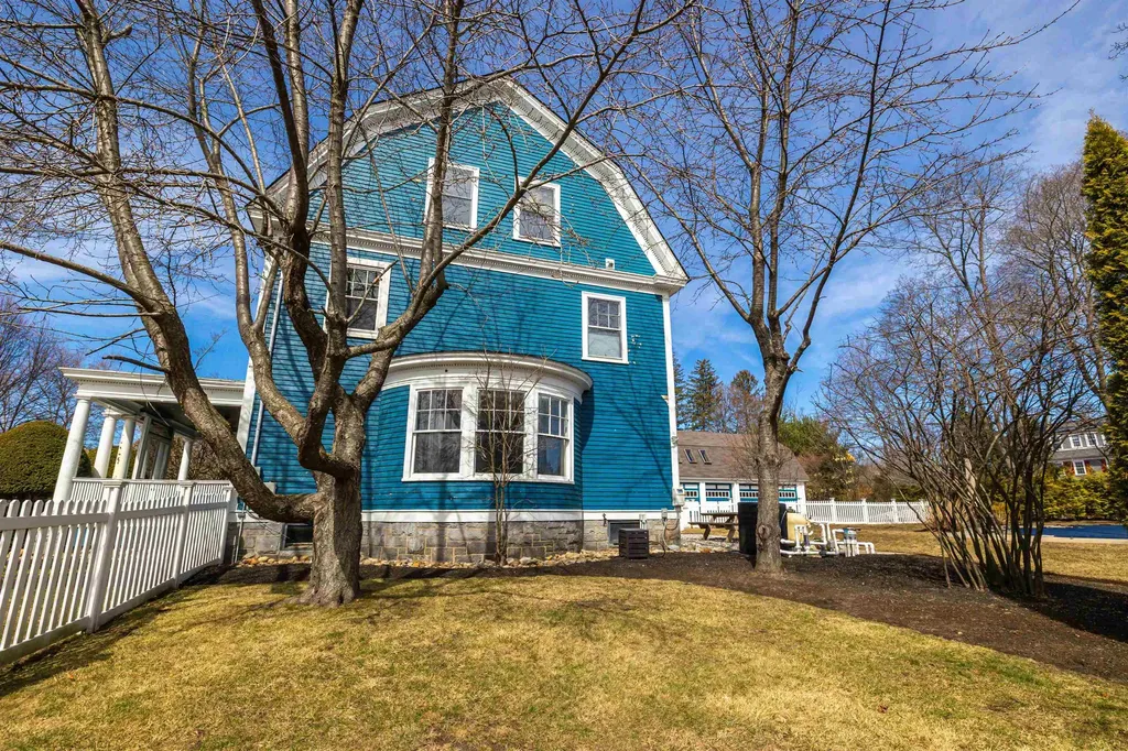 10 Ridge Road Concord NH 03301