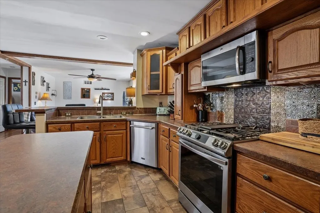 59 Harvey Lake Road Northwood NH 03261