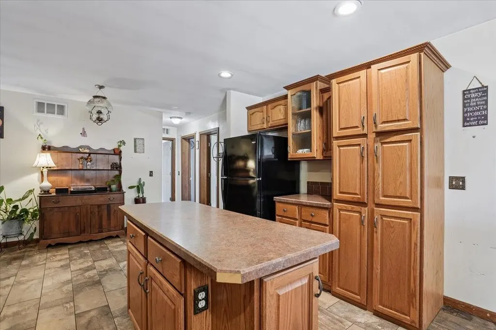 59 Harvey Lake Road Northwood NH 03261