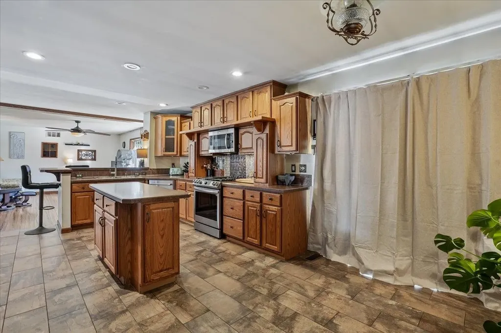 59 Harvey Lake Road Northwood NH 03261
