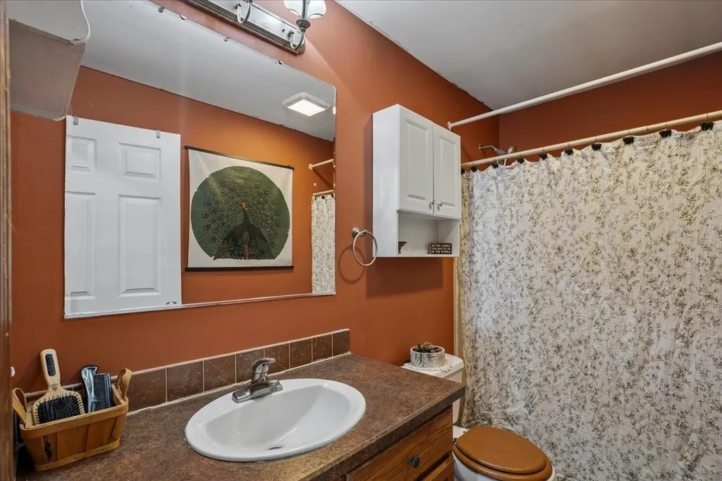 59 Harvey Lake Road Northwood NH 03261
