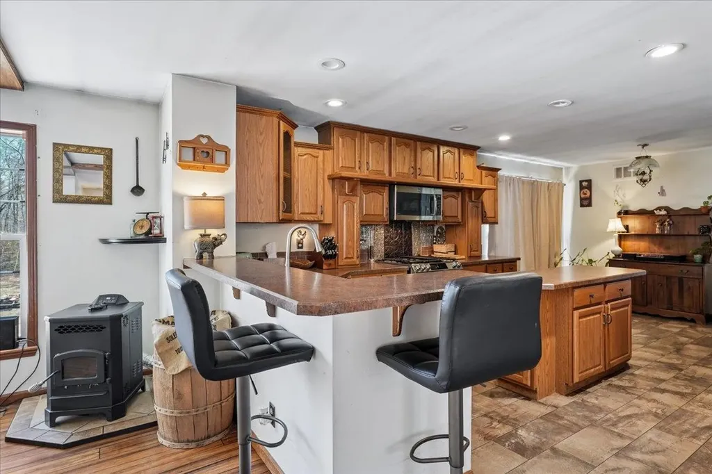 59 Harvey Lake Road Northwood NH 03261