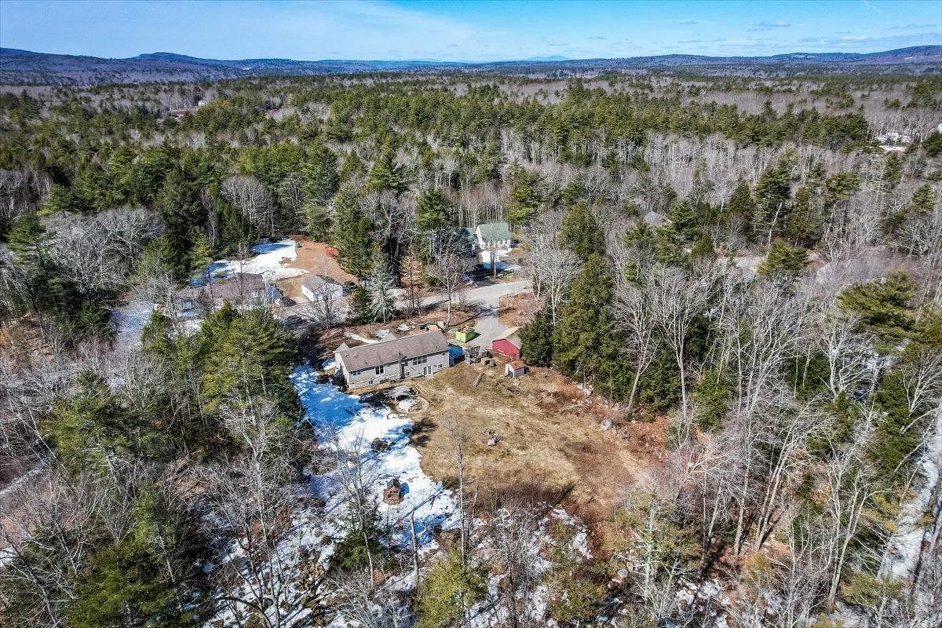 59 Harvey Lake Road Northwood NH 03261