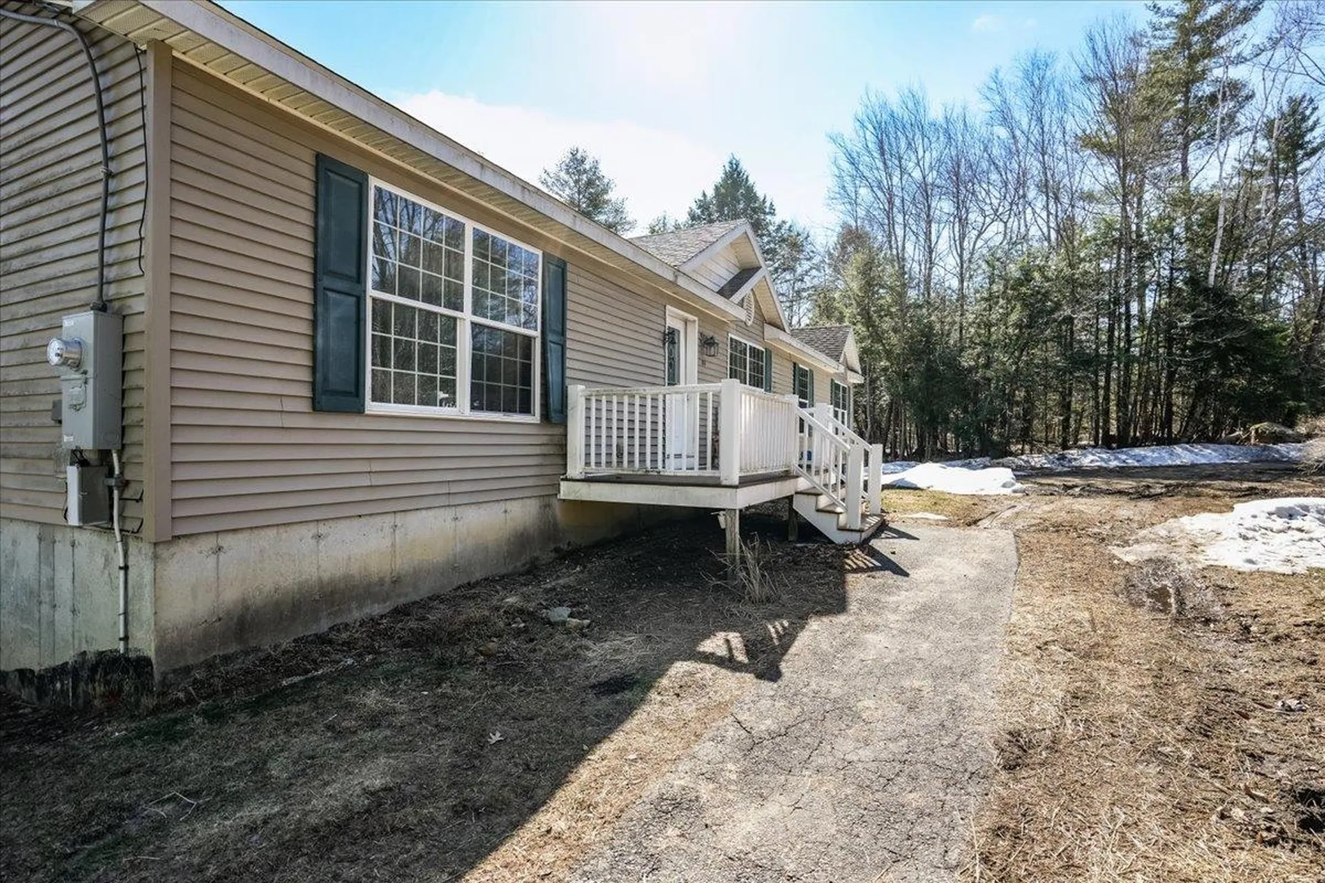 59 Harvey Lake Road Northwood NH 03261