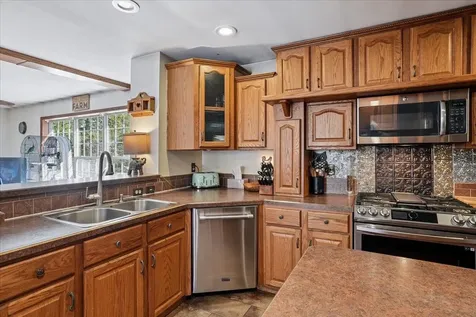 59 Harvey Lake Road Northwood NH 03261