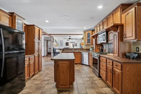 59 Harvey Lake Road Northwood NH 03261