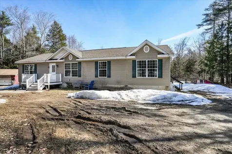 59 Harvey Lake Road Northwood NH 03261