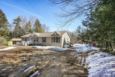 59 Harvey Lake Road Northwood NH 03261