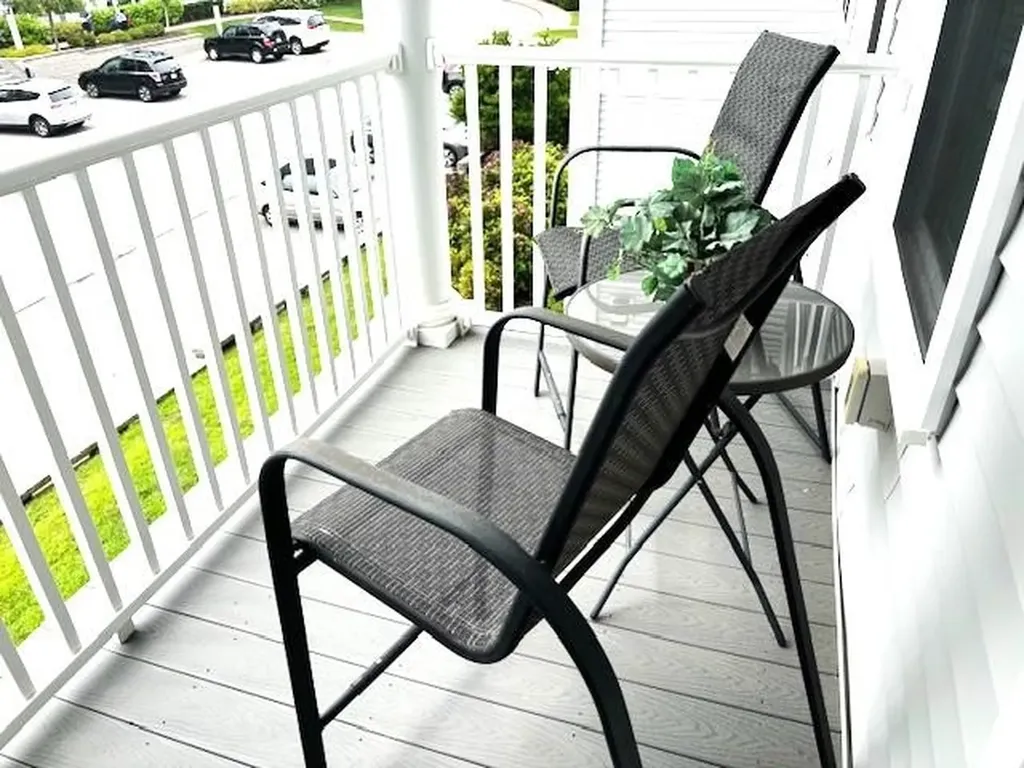 7 Sterling Hill Lane Exeter NH 03833