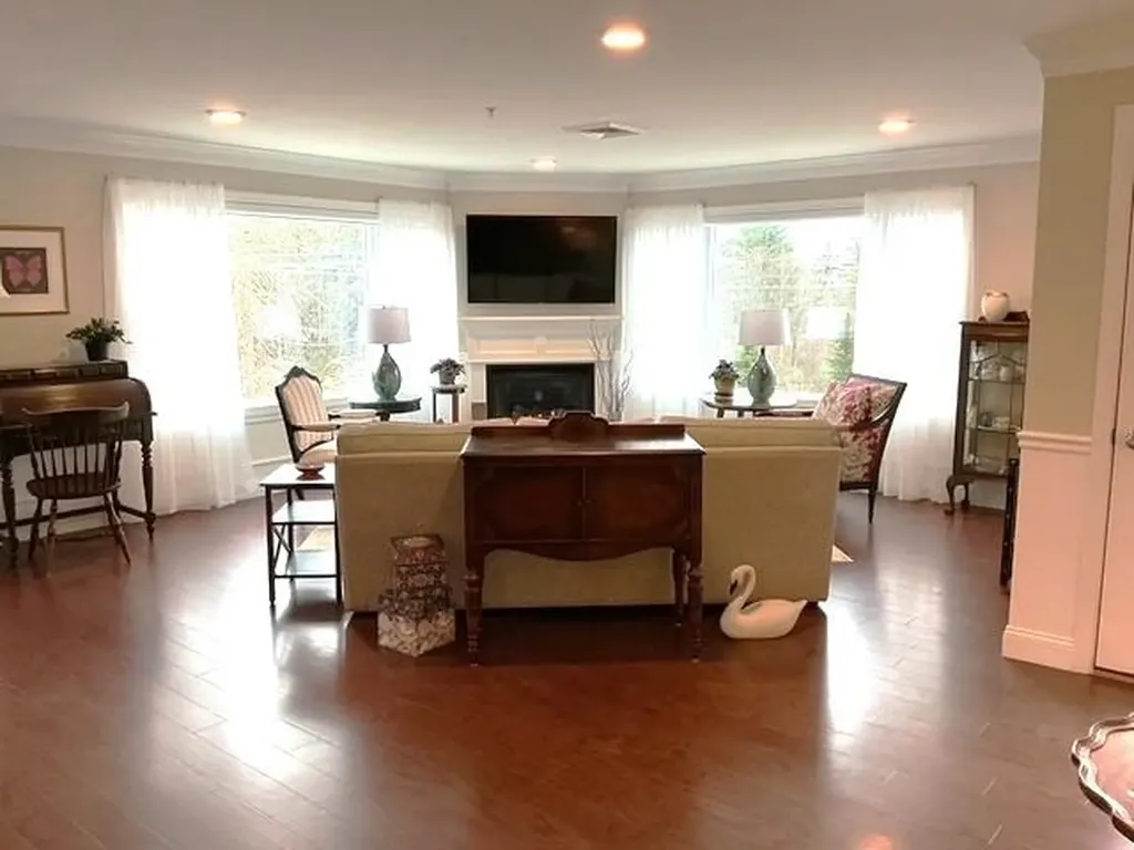 7 Sterling Hill Lane Exeter NH 03833