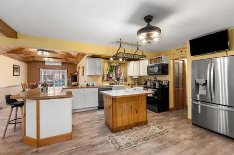 11 Hubbard Hill Road Greenville NH 03048