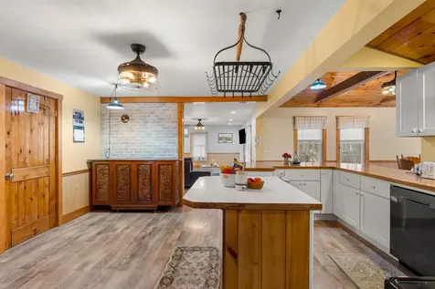 11 Hubbard Hill Road Greenville NH 03048