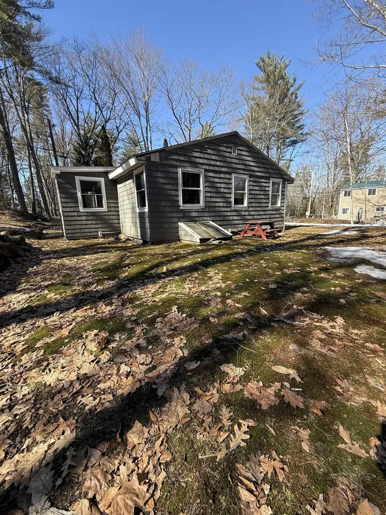 92 Cole Road Northwood NH 03261