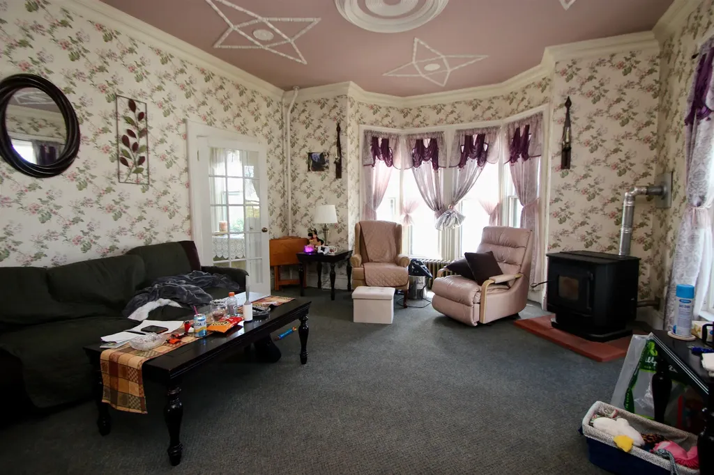 28 Carver Street Brandon VT 05733