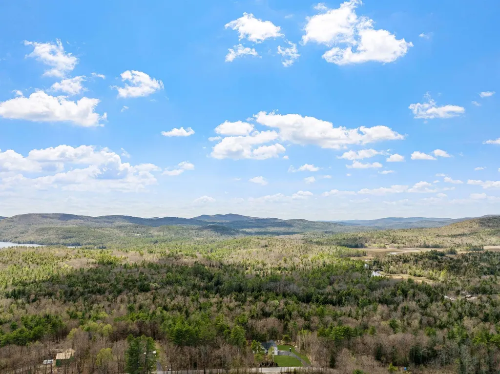 80 Hatch Corner Road Meredith NH 03253