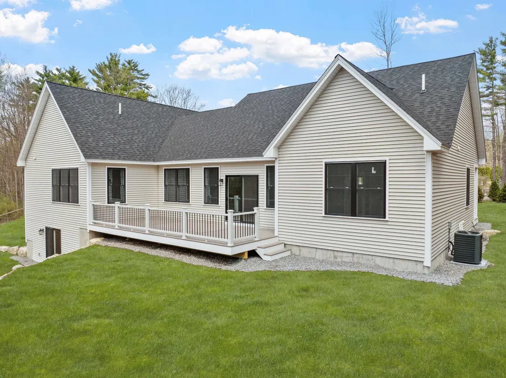 80 Hatch Corner Road Meredith NH 03253