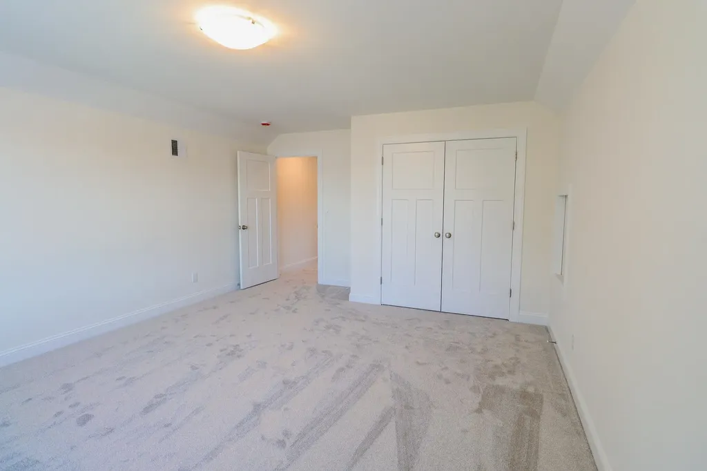 28 Summerwind Place Greenland NH 03840