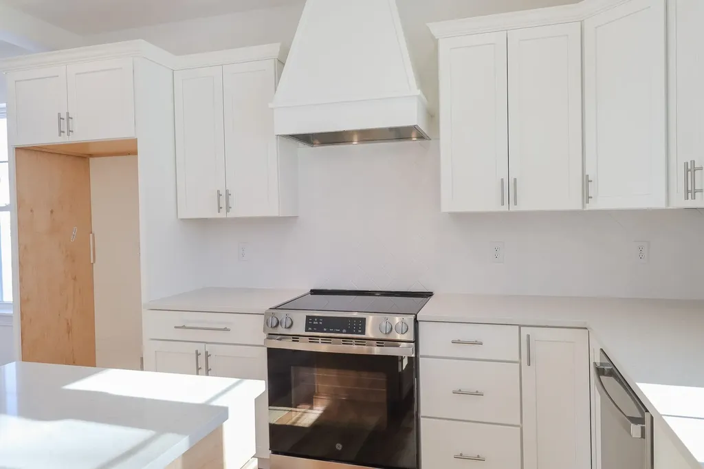 28 Summerwind Place Greenland NH 03840