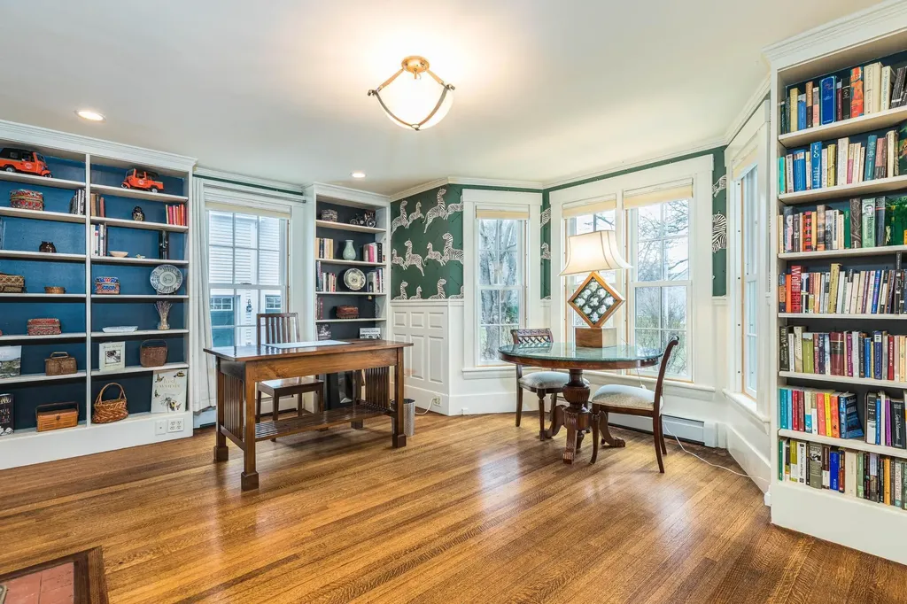 69 Court Street Exeter NH 03833