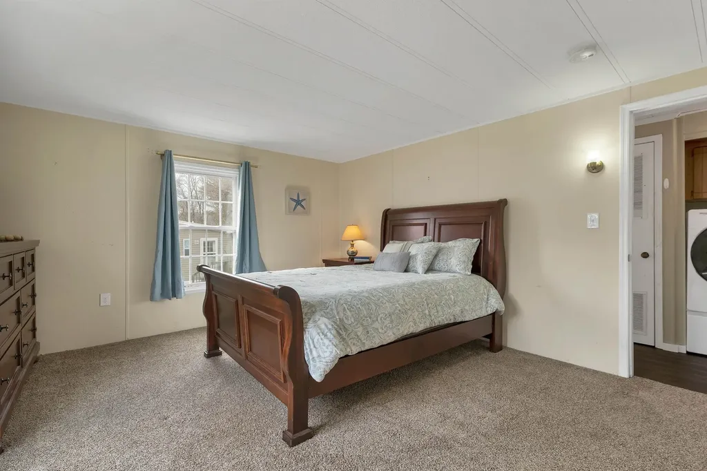 11 A Street Seabrook NH 03874