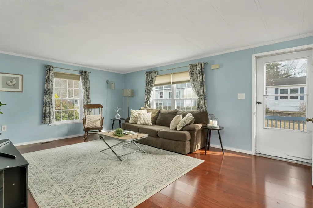 11 A Street Seabrook NH 03874