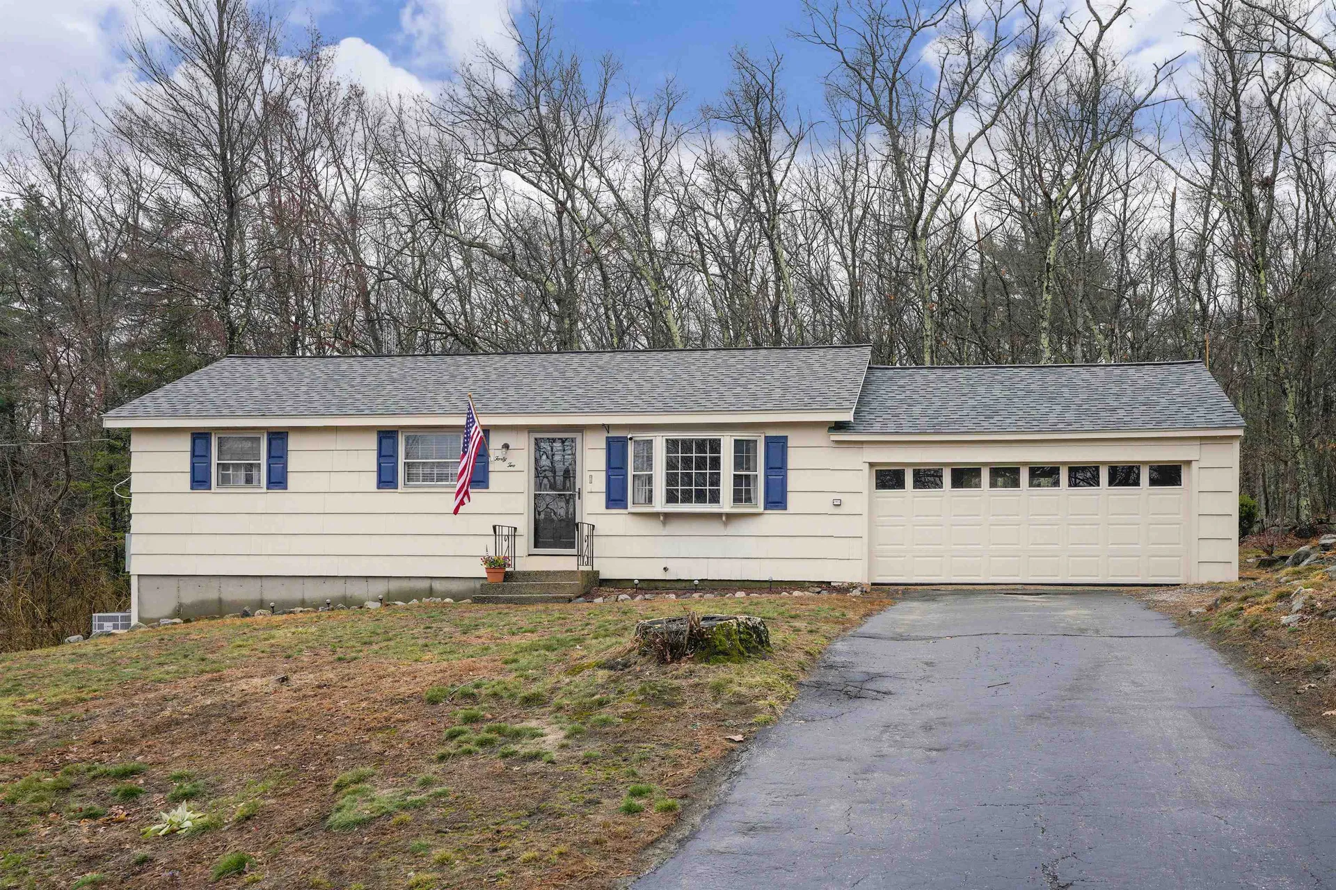 42 Belmont Drive Merrimack NH 03054