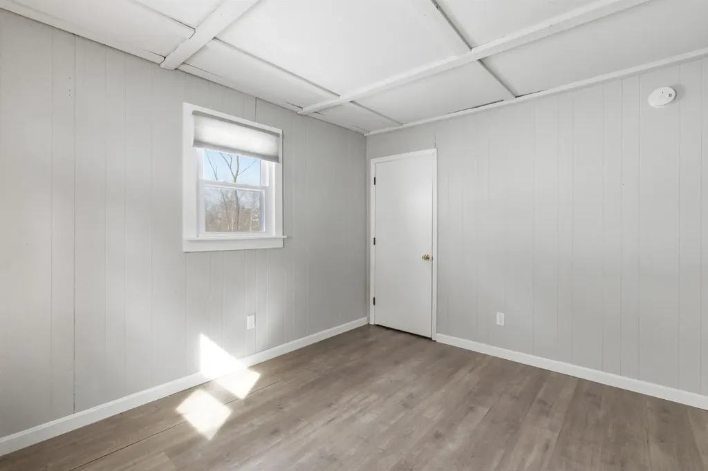 25 Hilltop Drive Newbury NH 03255