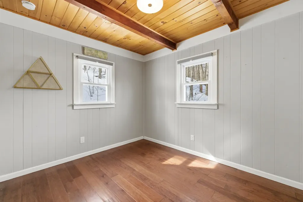 25 Hilltop Drive Newbury NH 03255