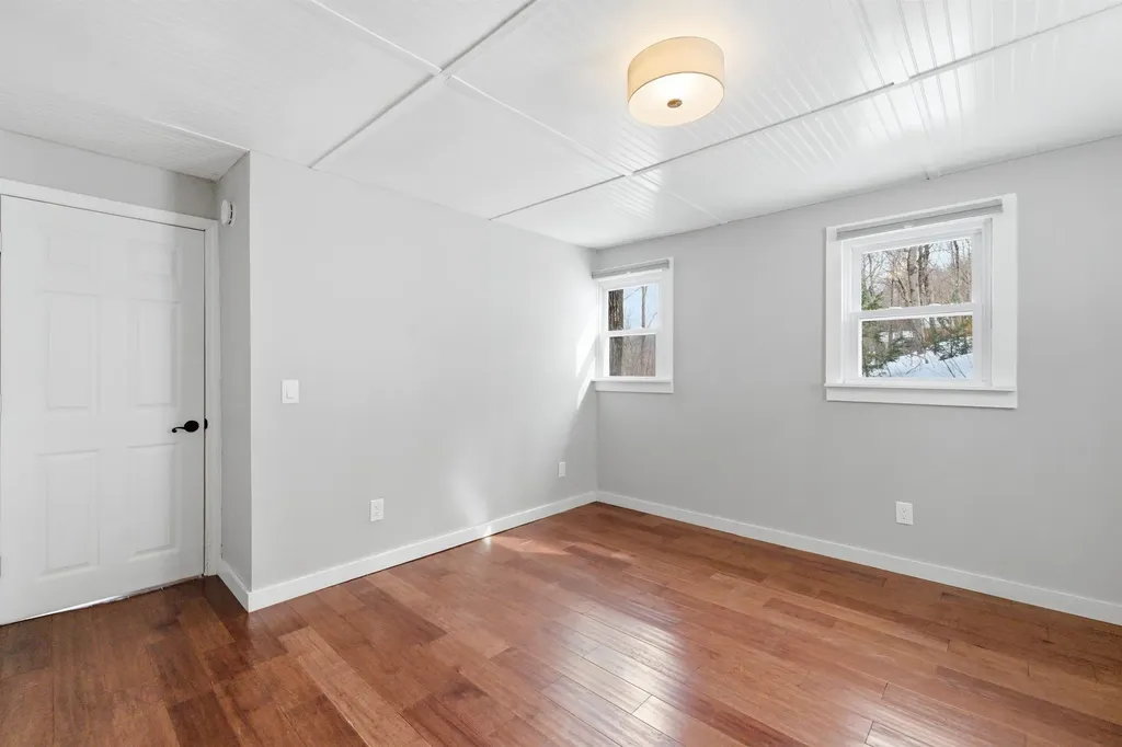 25 Hilltop Drive Newbury NH 03255