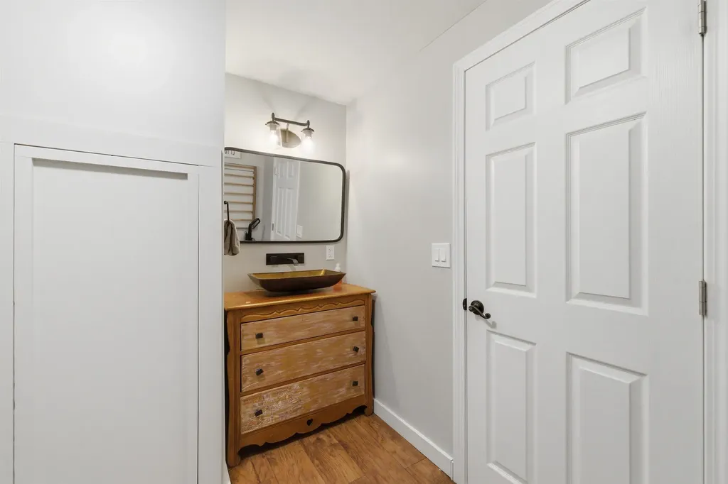 25 Hilltop Drive Newbury NH 03255