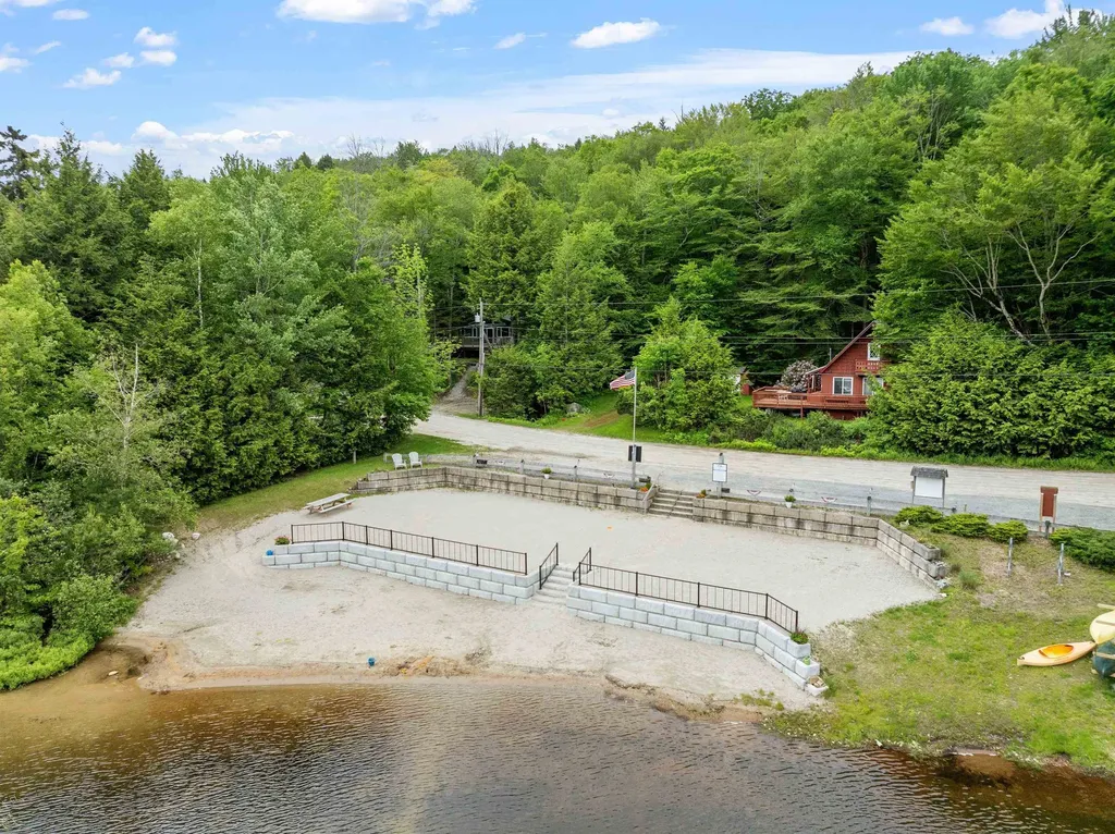 25 Hilltop Drive Newbury NH 03255