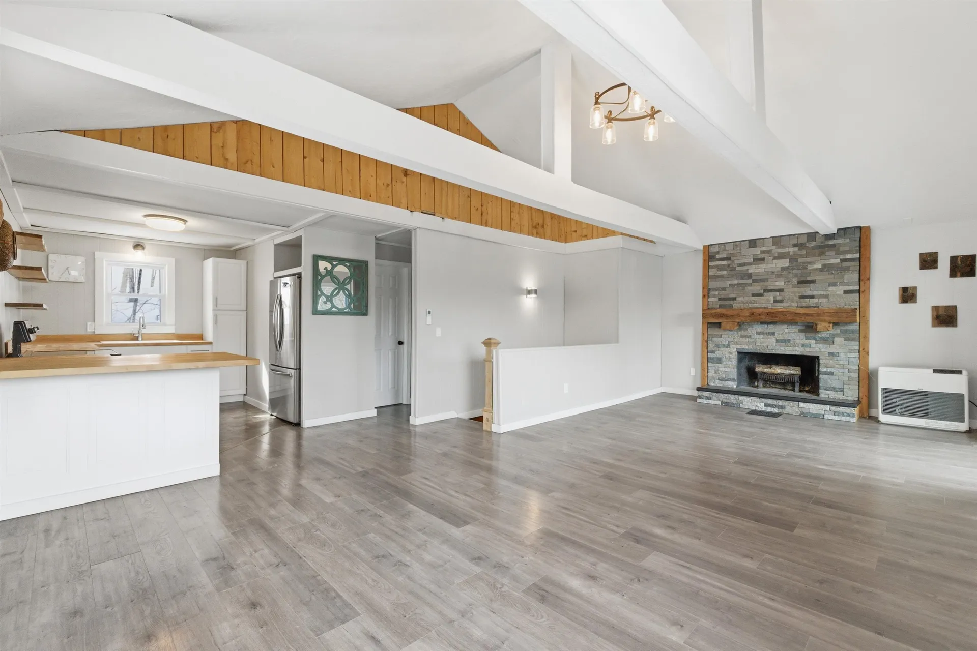 25 Hilltop Drive Newbury NH 03255
