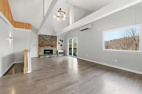 25 Hilltop Drive Newbury NH 03255