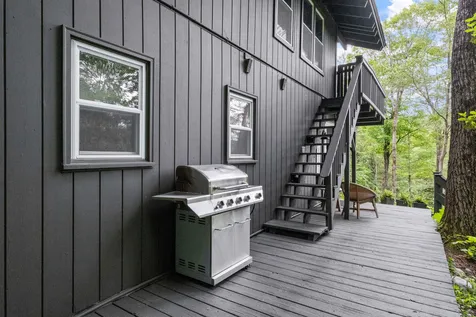 25 Hilltop Drive Newbury NH 03255