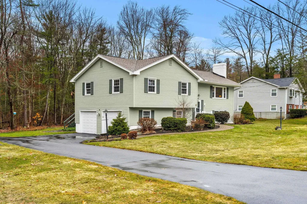 35 Langdale Drive Hampton NH 03842