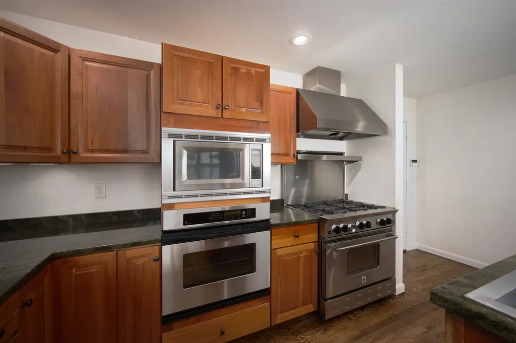 503 Cushing Road Newmarket NH 03857