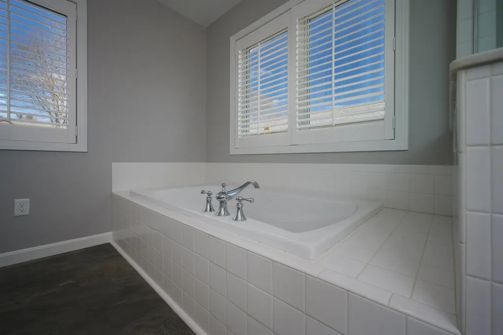 503 Cushing Road Newmarket NH 03857