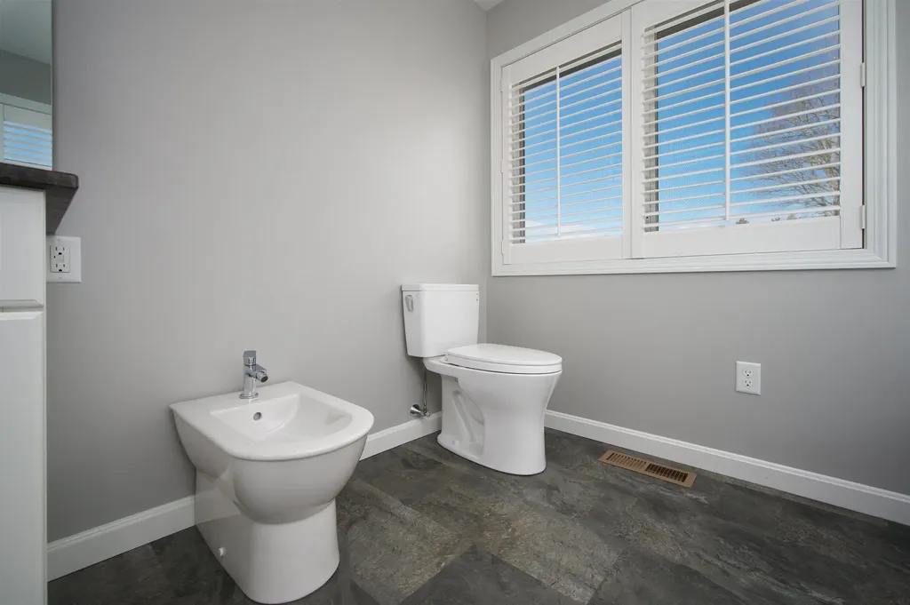 503 Cushing Road Newmarket NH 03857