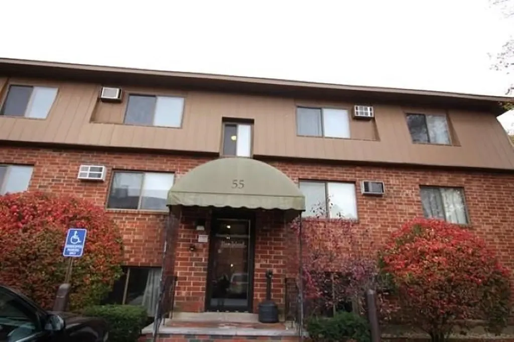 55 Log Street Manchester NH 03101