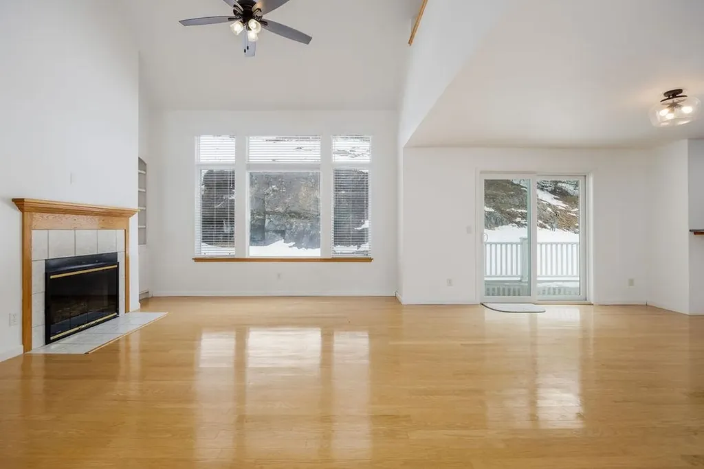 78 Apple Blossom Drive Lebanon NH 03784