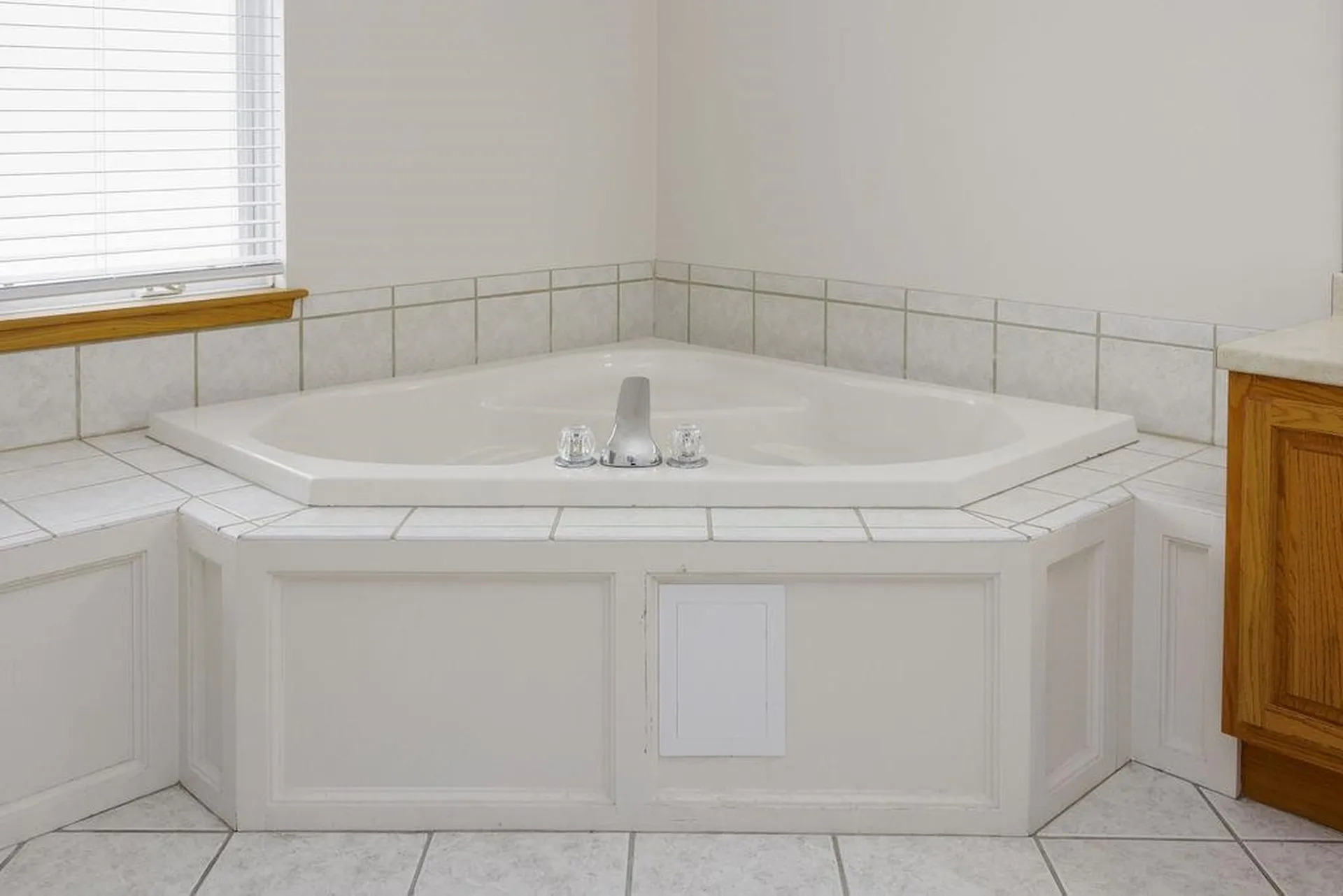 78 Apple Blossom Drive Lebanon NH 03784