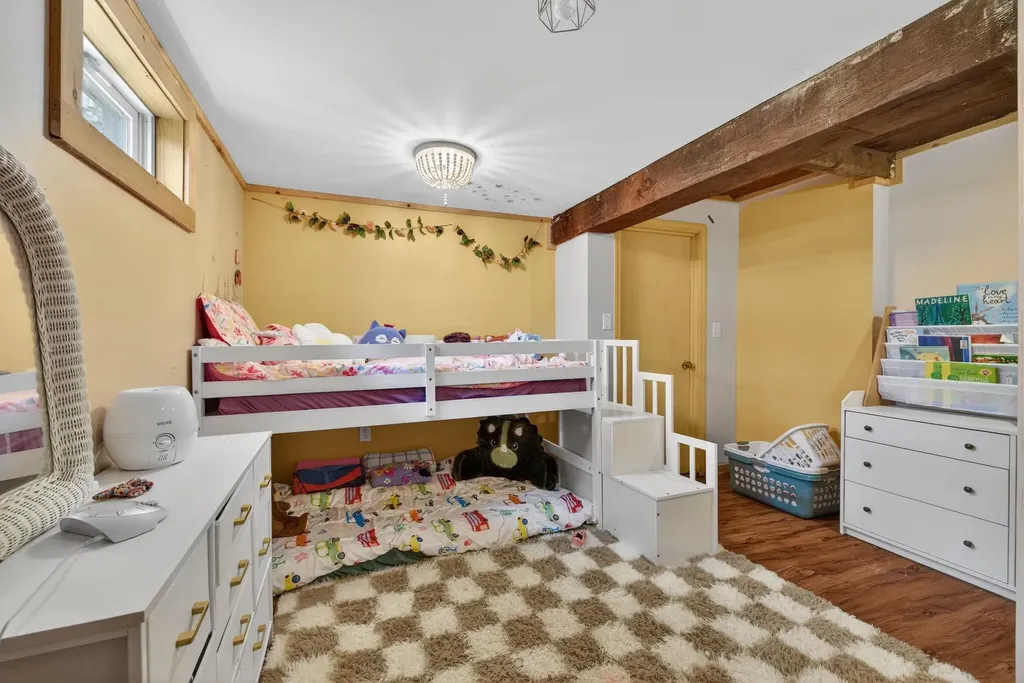 21 Langs Lane Newmarket NH 03857