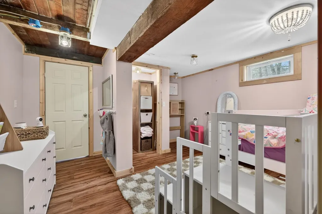 21 Langs Lane Newmarket NH 03857