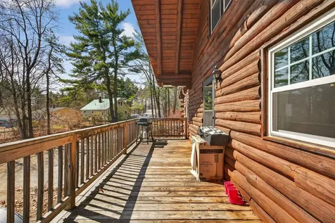 21 Langs Lane Newmarket NH 03857