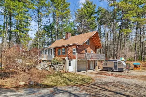 21 Langs Lane Newmarket NH 03857
