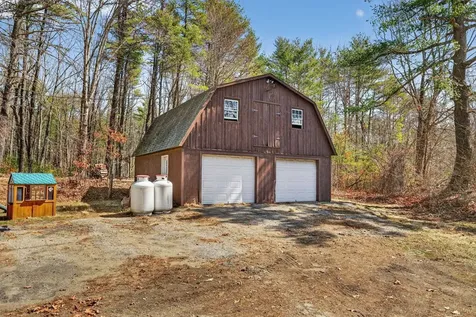 21 Langs Lane Newmarket NH 03857