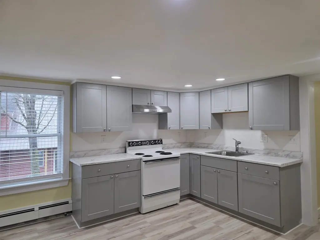 5 Central Square Troy NH 03465