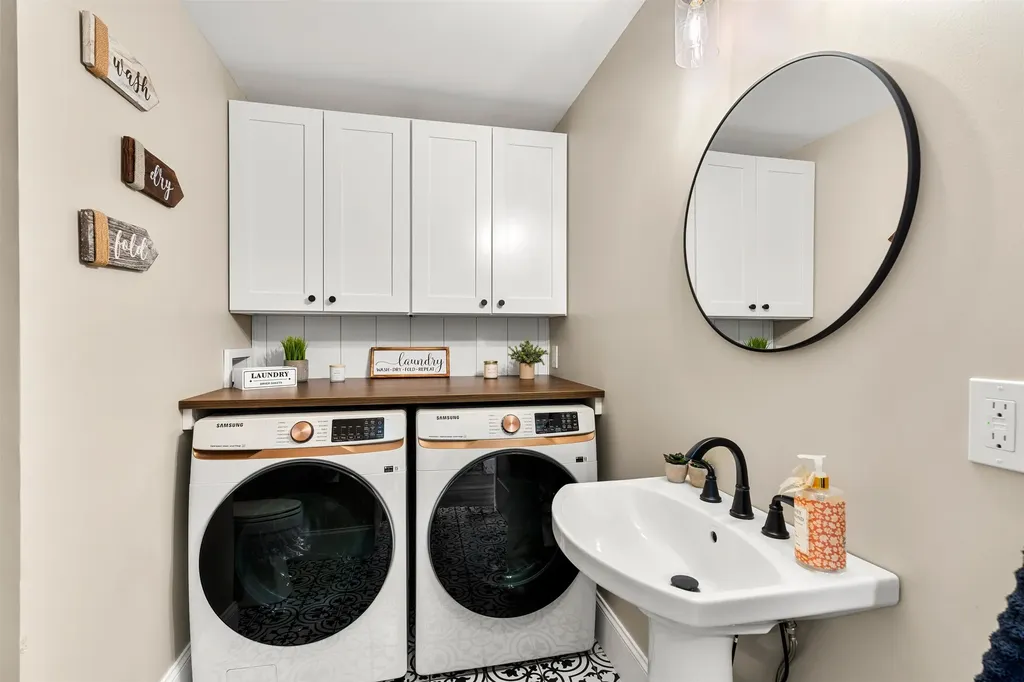 126 Grimstone Drive Belmont NH 03220